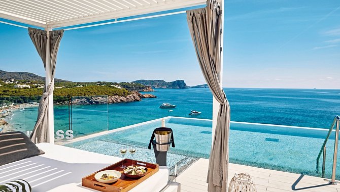 Balkon mit Frühstück für 2 mit Meerblick