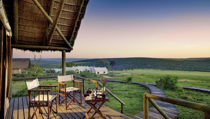 Private Veranda mit Aussicht auf die Landschaft