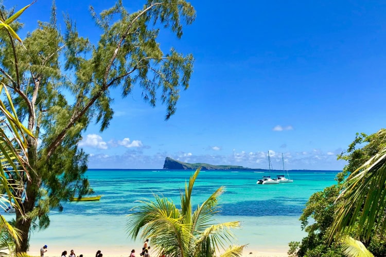 Der Strand von Grand Baie