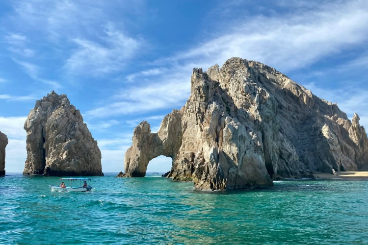 Felsbogen im Meer von Cabo San Lucas
